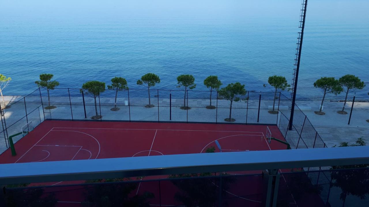 Vlorë Asta Apartments Free Private Parking מראה חיצוני תמונה