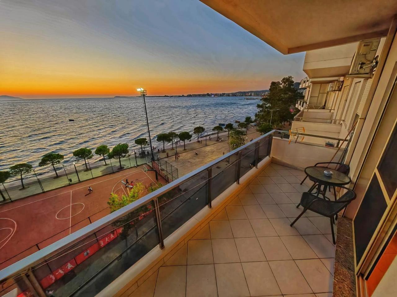 Vlorë Asta Apartments Free Private Parking מראה חיצוני תמונה